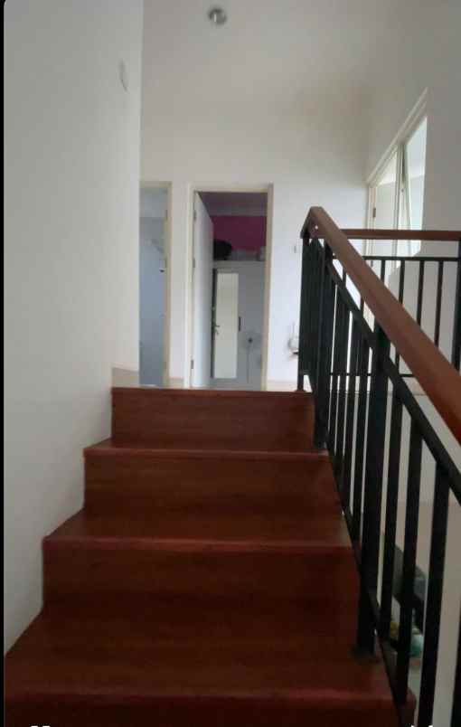 dijual rumah grand wisata cluster la
