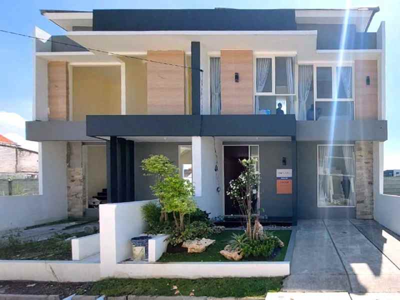 dijual rumah greenlake