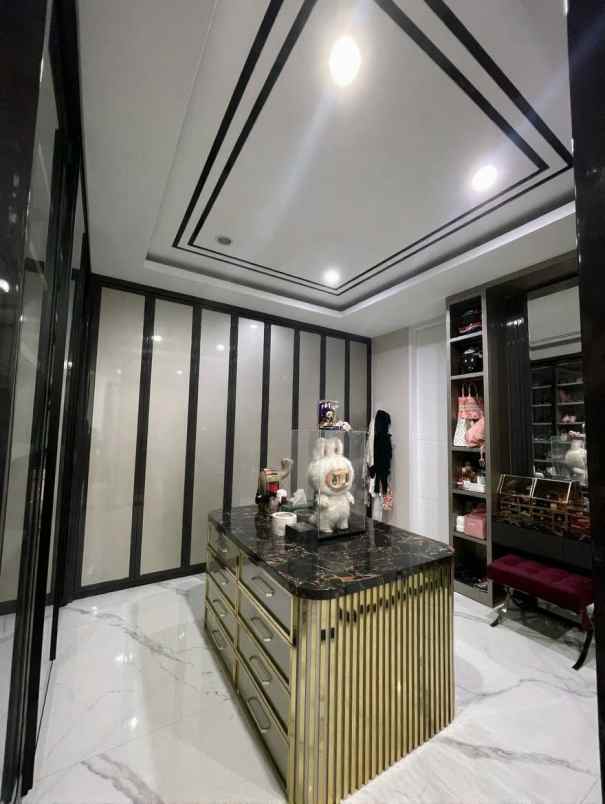 dijual rumah greenlake