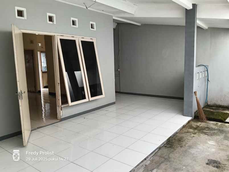 dijual rumah grendeng