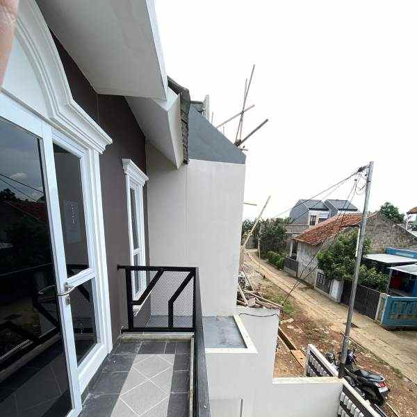 dijual rumah grogol