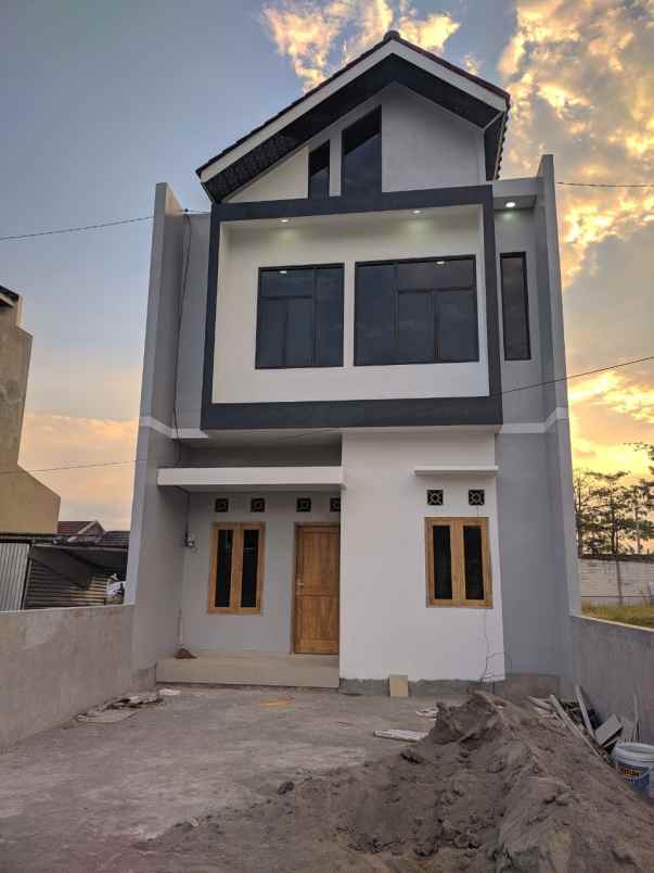 dijual rumah gumpang kartasura solo