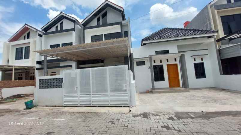 dijual rumah gumpang kartasura solo