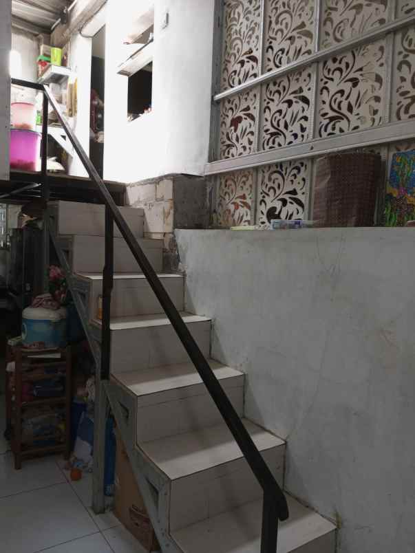 dijual rumah gunung pati