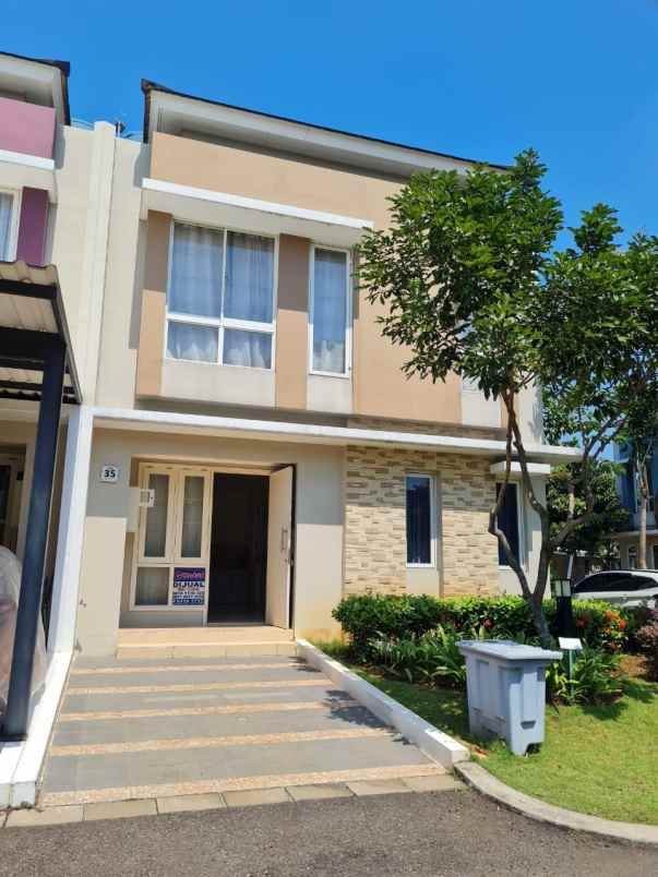 dijual rumah hook 2 lantai di thomson gading serpong