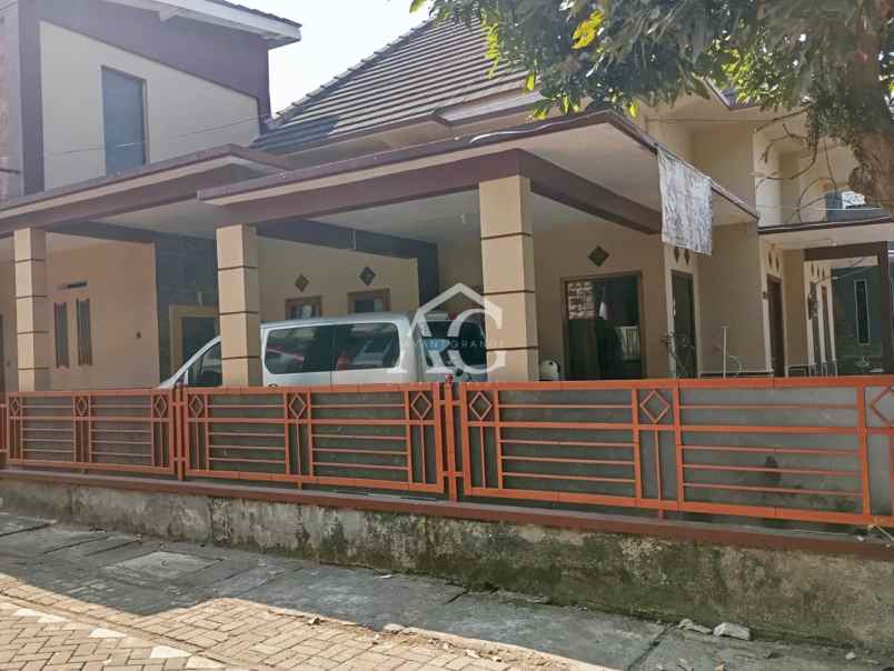 dijual rumah hook di sawojajar malang