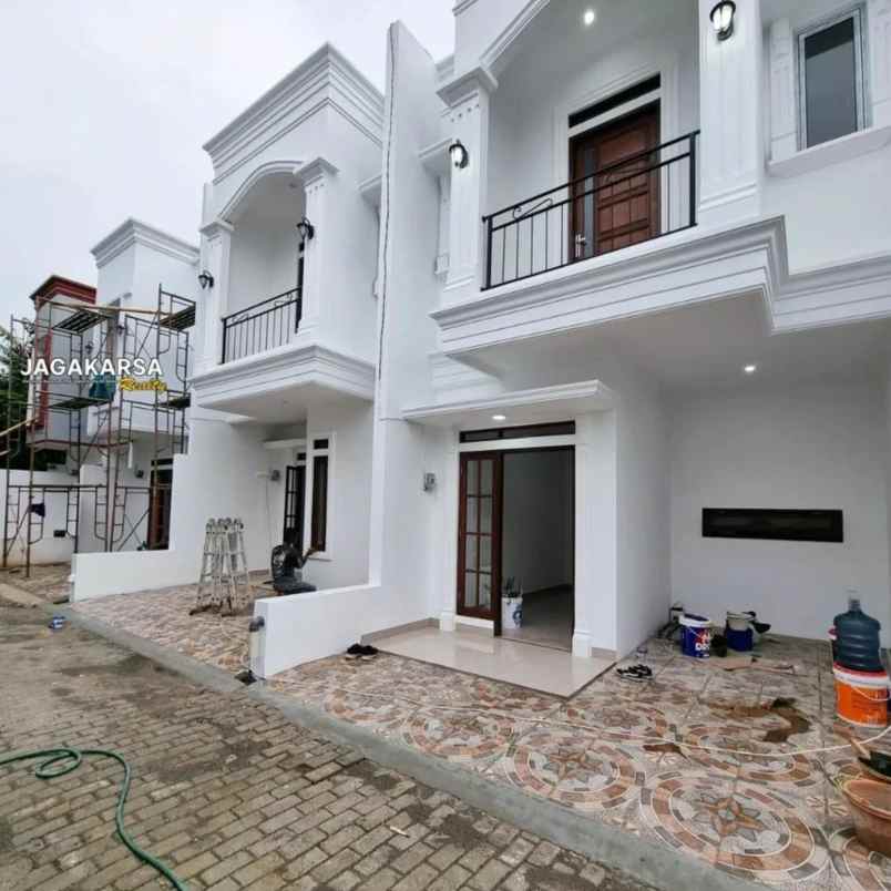 dijual rumah jagakarsa