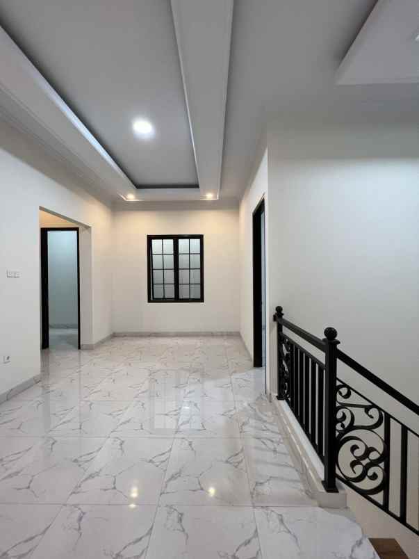 dijual rumah jagakarsa jakarta selatan