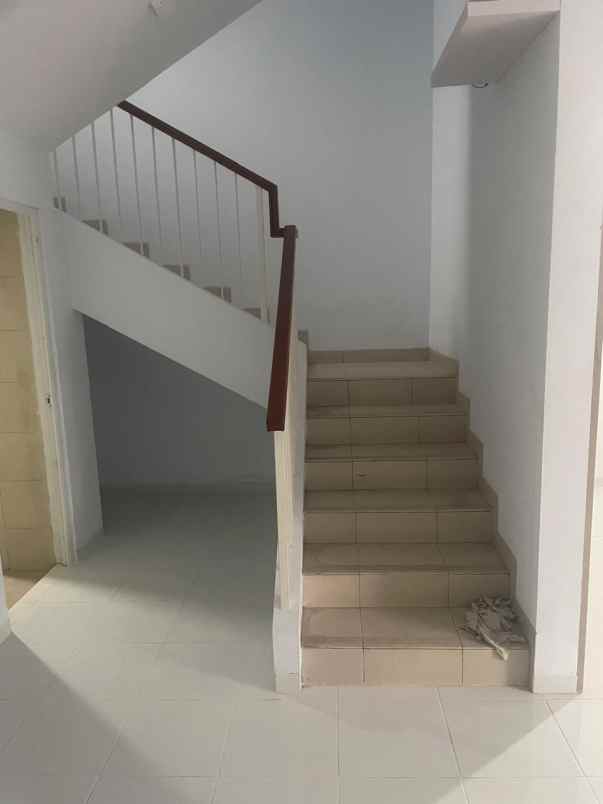 dijual rumah jakarta garden city cakung