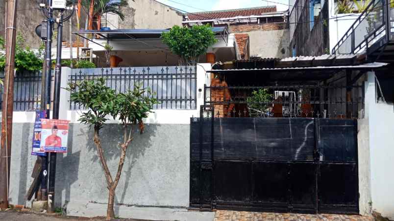 dijual rumah jalan bendi