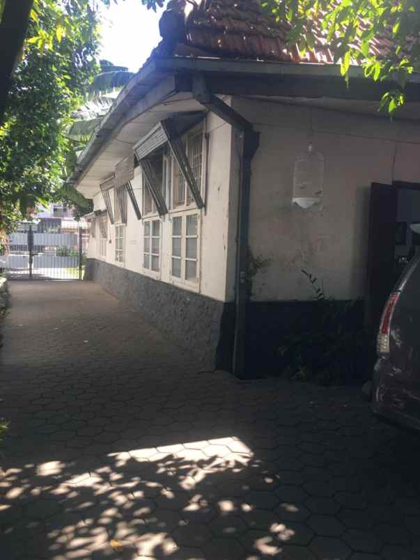 dijual rumah jalan ciliwung