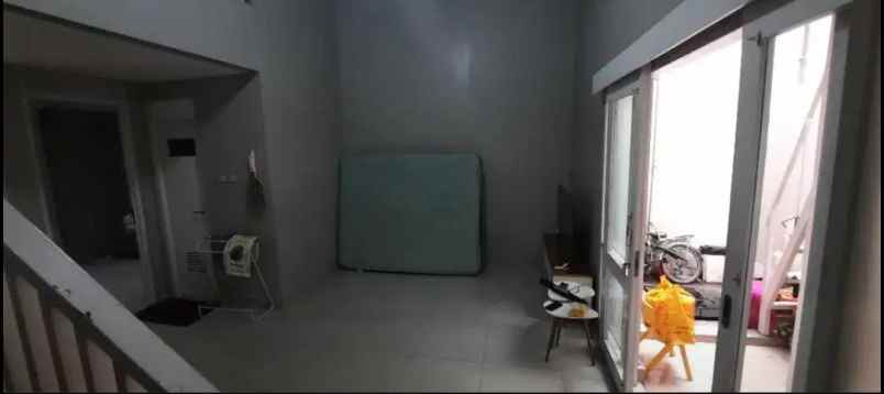 dijual rumah jalan gadobangkong