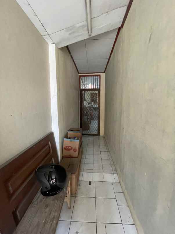 dijual rumah jalan hayam wuruk no 49 rt