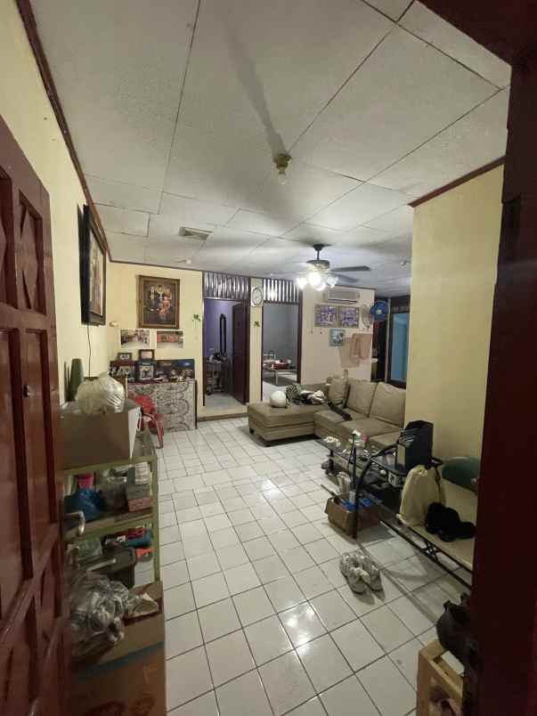 dijual rumah jalan hayam wuruk no 49 rt