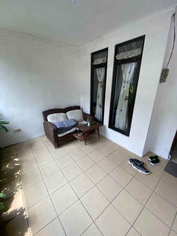 dijual rumah jalan imam bonjol