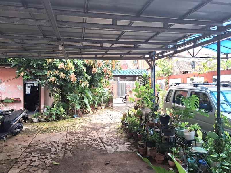dijual rumah jalan madrasah duren sawit