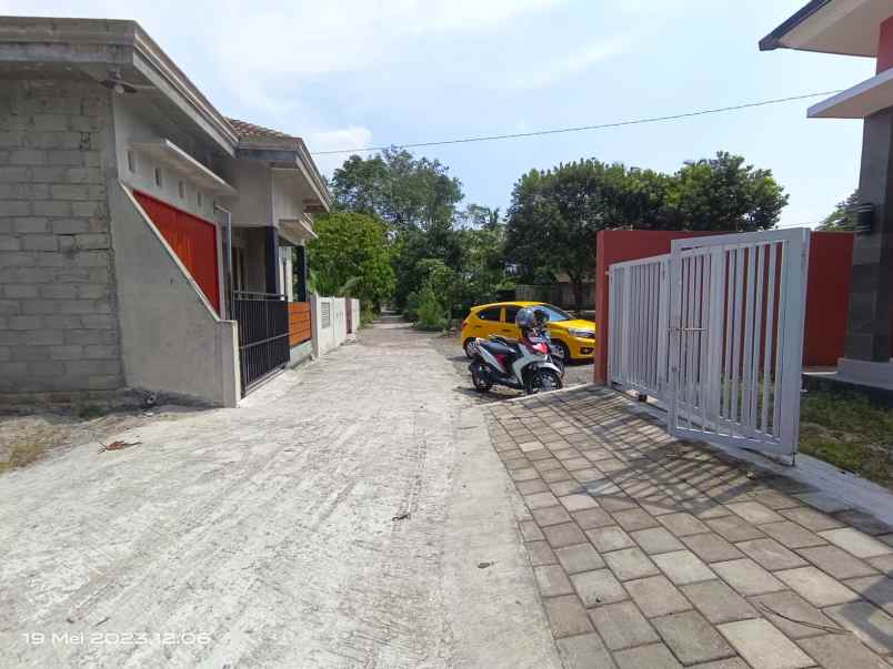 dijual rumah jalan palagan rejodani