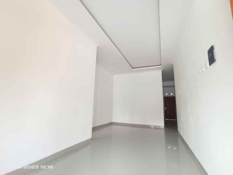 dijual rumah jalan palagan rejodani