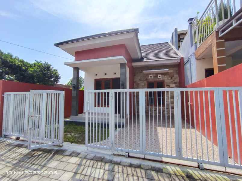 dijual rumah jalan palagan rejodani