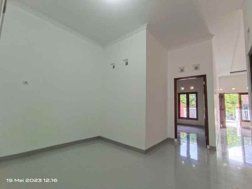 dijual rumah jalan palagan rejodani