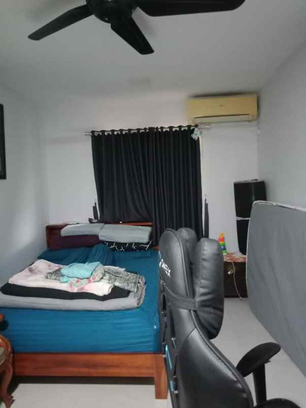 dijual rumah jalan perkici bintaro jaya