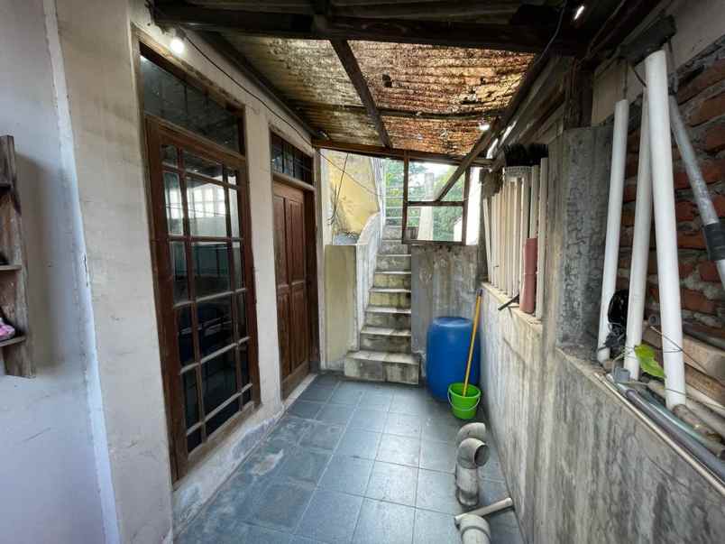 dijual rumah jalan pesantren