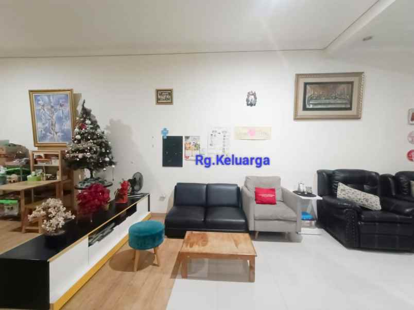 dijual rumah jalan poltangan