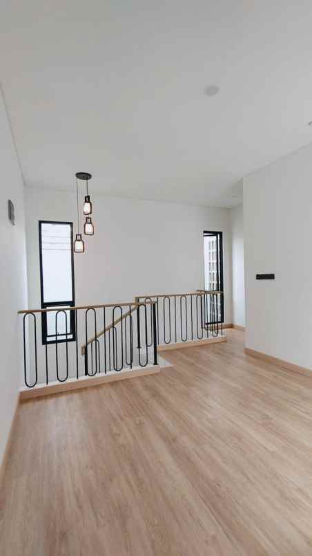 dijual rumah jalan raya bintaro jaya