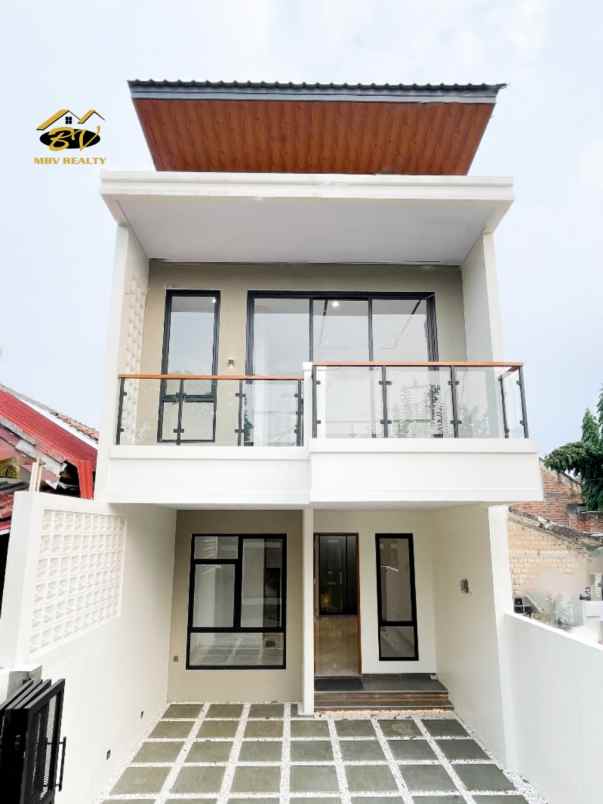 dijual rumah jalan raya jagakarsa