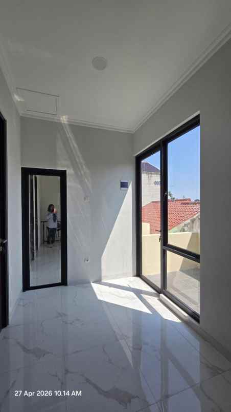 dijual rumah jalan raya jatimulya