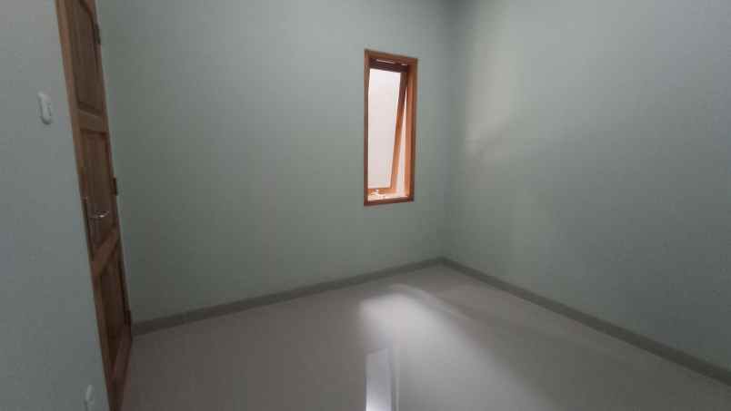 dijual rumah jalan raya kalibar