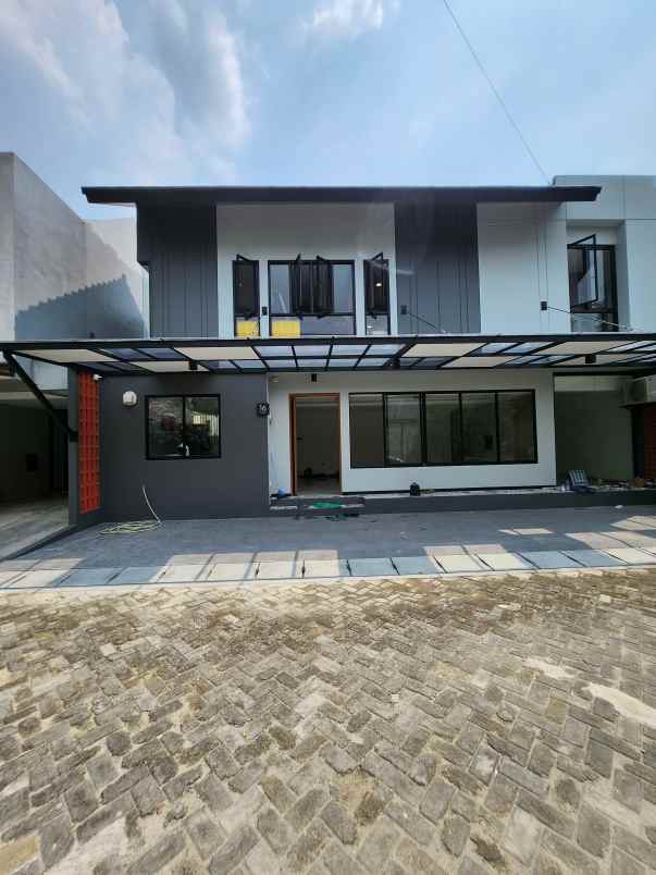 dijual rumah jalan raya rc veteran