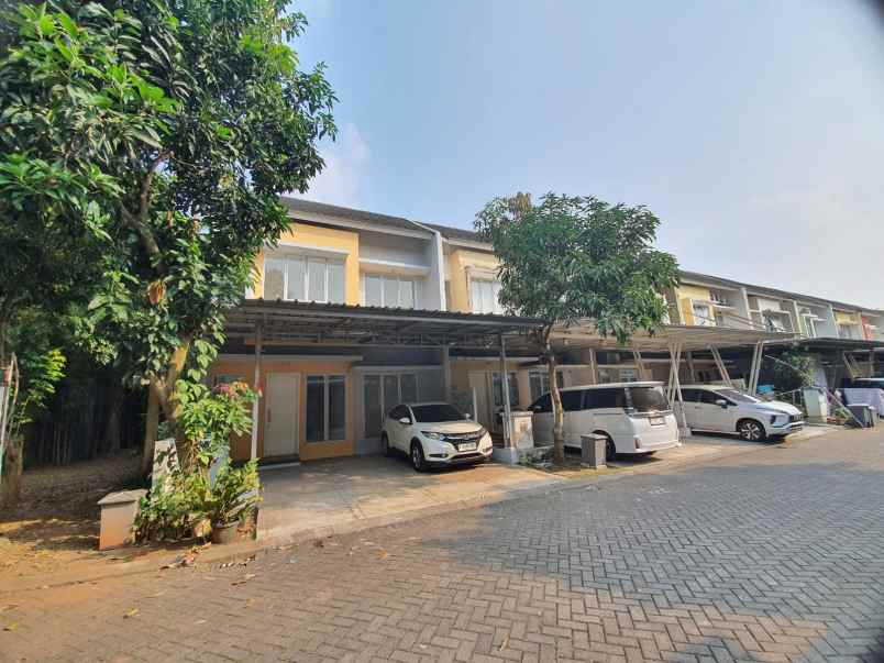 dijual rumah jalan raya serpong