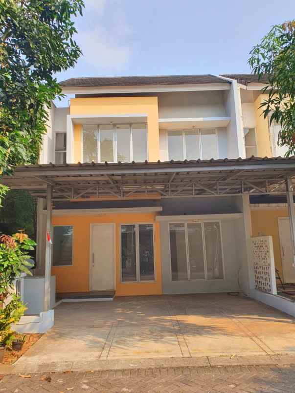 dijual rumah jalan raya serpong