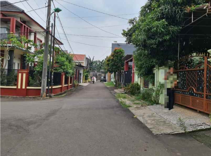 dijual rumah jalan swakarsa iii kel