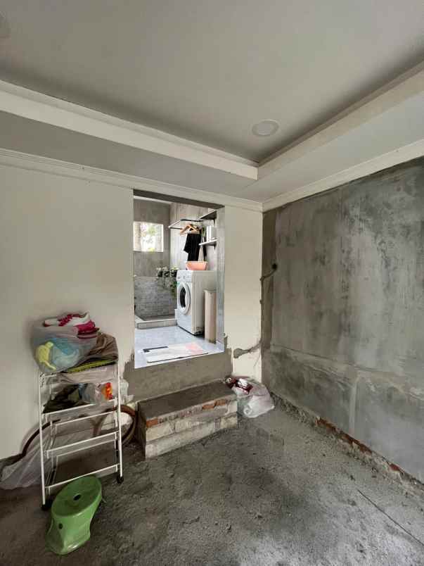 dijual rumah jalan teluk bayur arjosari