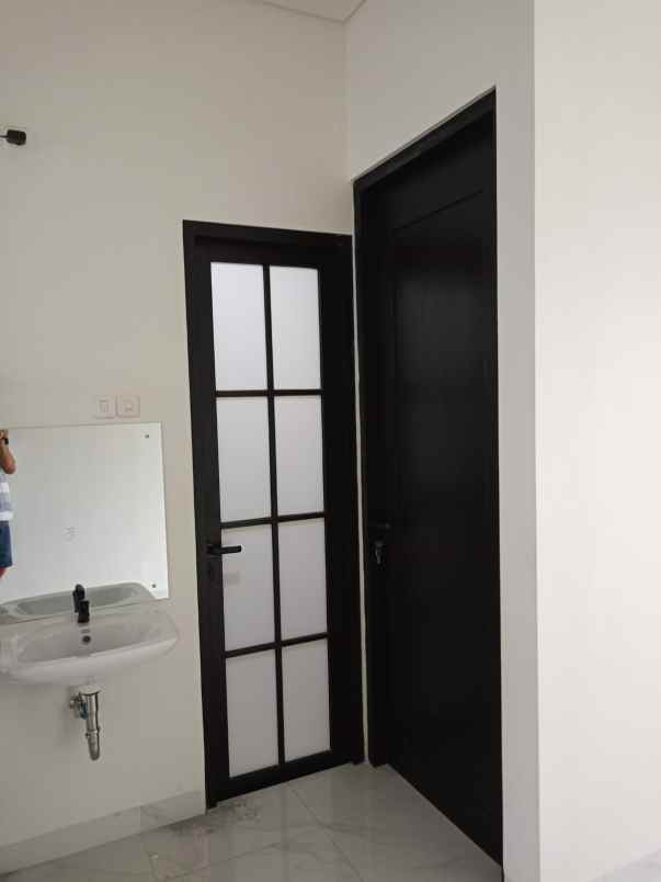 dijual rumah jalan wonorejo selatan