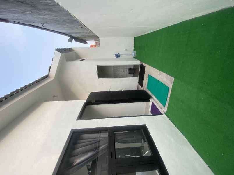 dijual rumah jaln raya megu cisoka kab