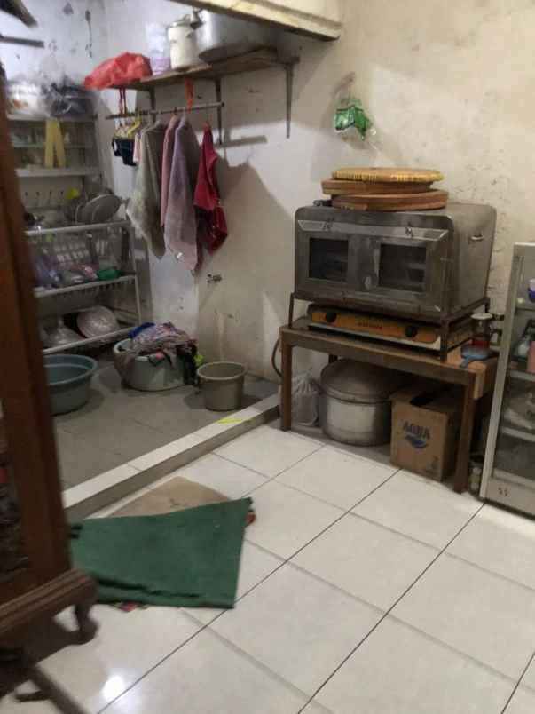 dijual rumah jambangan surabaya