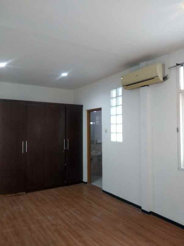 dijual rumah janur asri kelapa gading