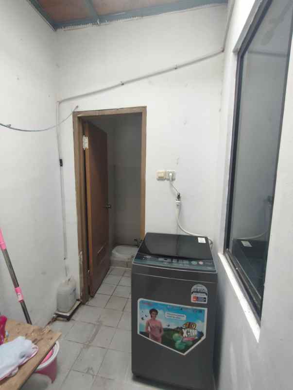 dijual rumah jatiwaringin