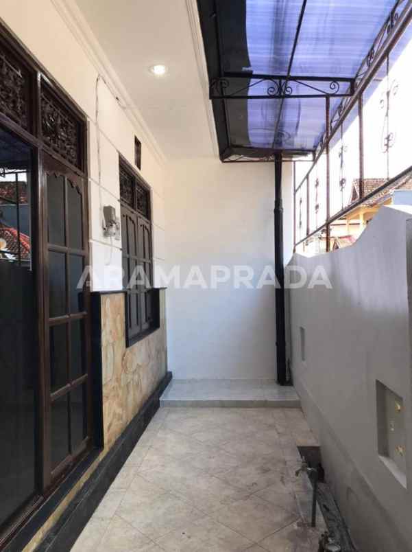 dijual rumah jayagiri