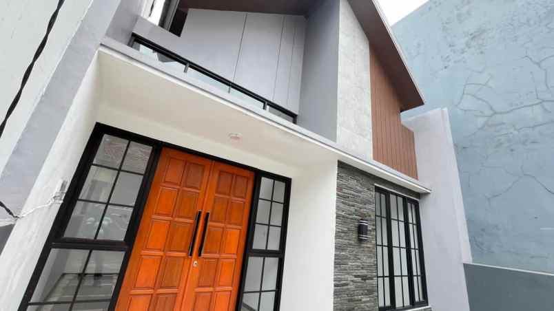 dijual rumah jelidro