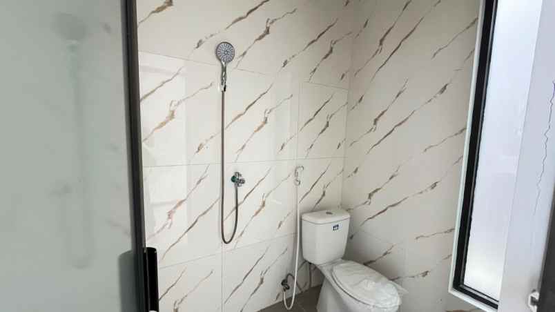 dijual rumah jelidro