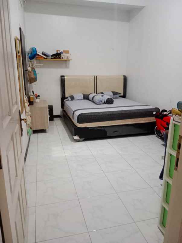 dijual rumah jl almustaqim no 66