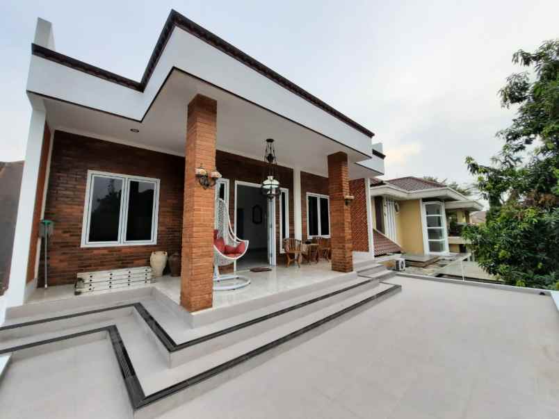 dijual rumah jl bimaduta 10 no 17