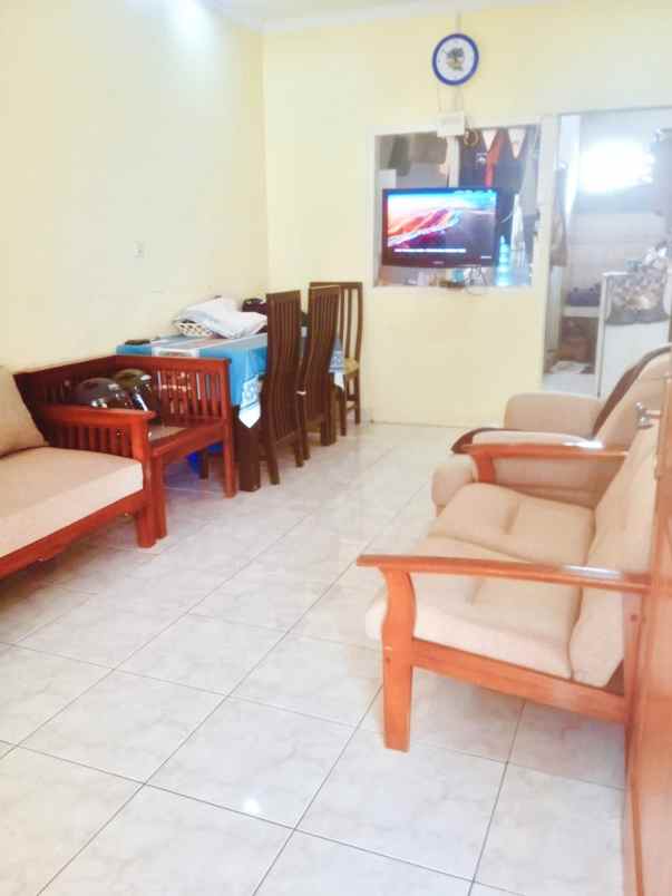 dijual rumah jl bukit sariwangi bandung