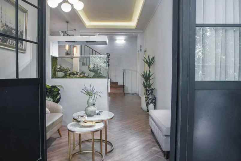 dijual rumah jl cempaka c14 pagesangab