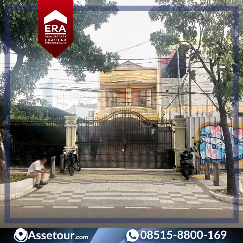 dijual rumah jl gereja theresia