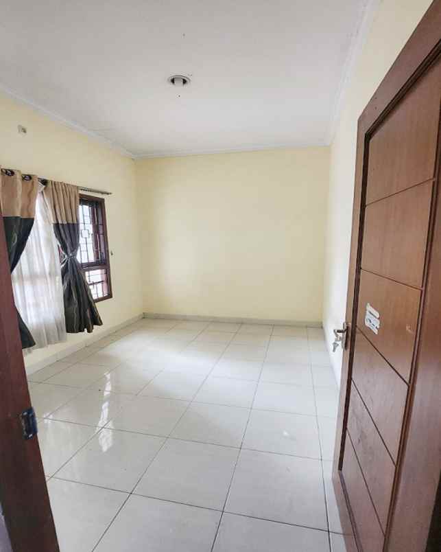 dijual rumah jl kebagusan iv rt 001 rw